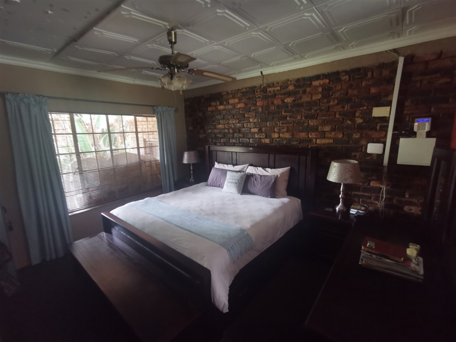 7 Bedroom Property for Sale in Patryshoek A H Gauteng