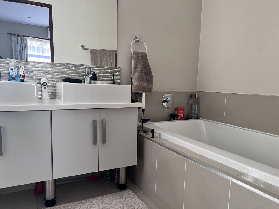 2 Bedroom Property for Sale in Menlo Park Gauteng