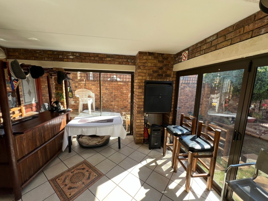 To Let 4 Bedroom Property for Rent in Meyersdal Gauteng