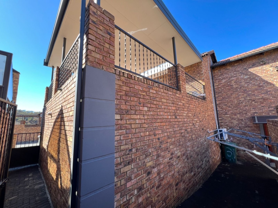 To Let 4 Bedroom Property for Rent in Meyersdal Gauteng