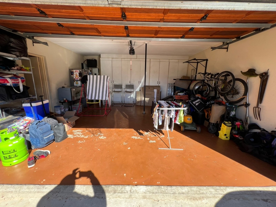 To Let 4 Bedroom Property for Rent in Meyersdal Gauteng