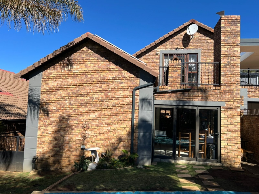 To Let 4 Bedroom Property for Rent in Meyersdal Gauteng