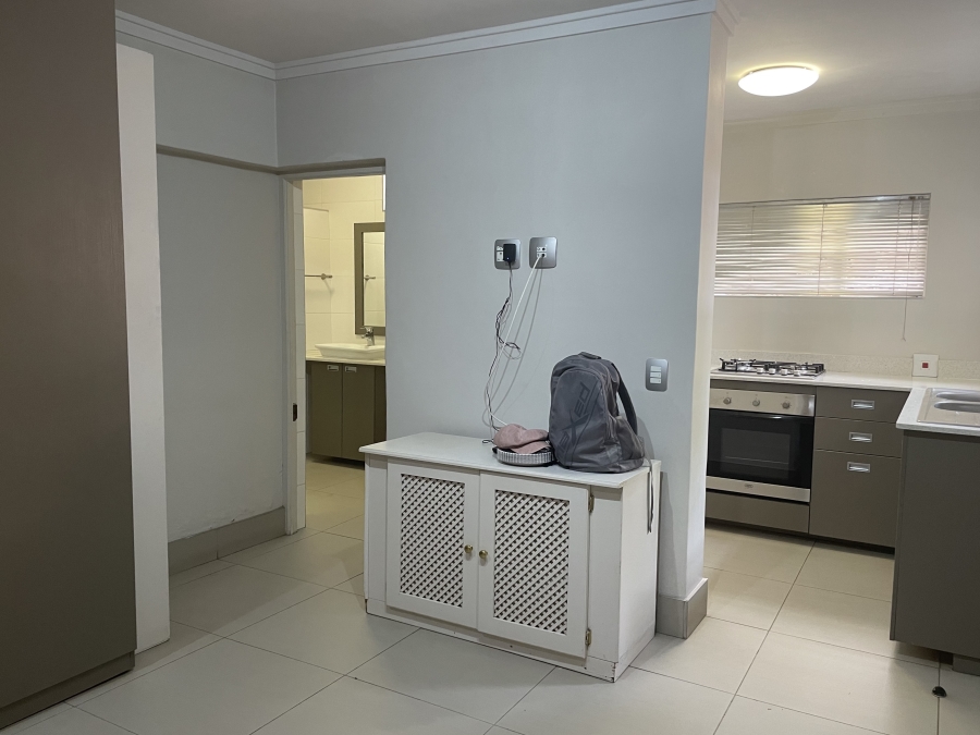 7 Bedroom Property for Sale in Waterkloof Ridge Gauteng