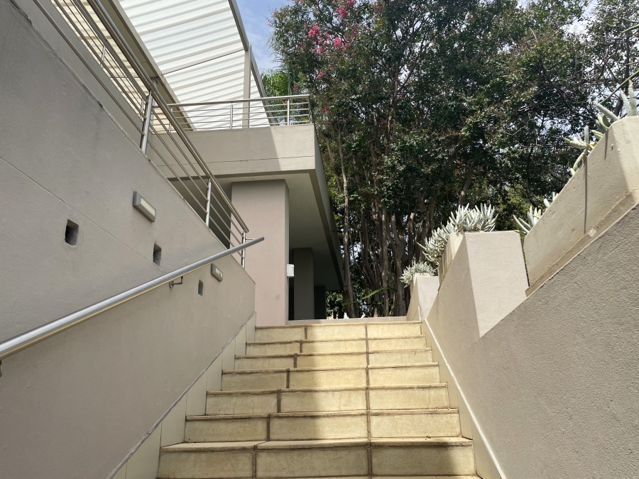 7 Bedroom Property for Sale in Waterkloof Ridge Gauteng