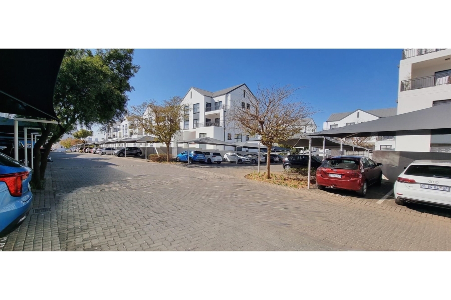 To Let 3 Bedroom Property for Rent in Greenstone Ridge Gauteng