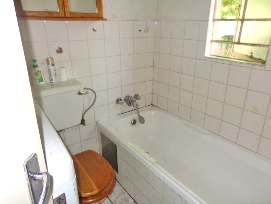 1 Bedroom Property for Sale in Kew Gauteng