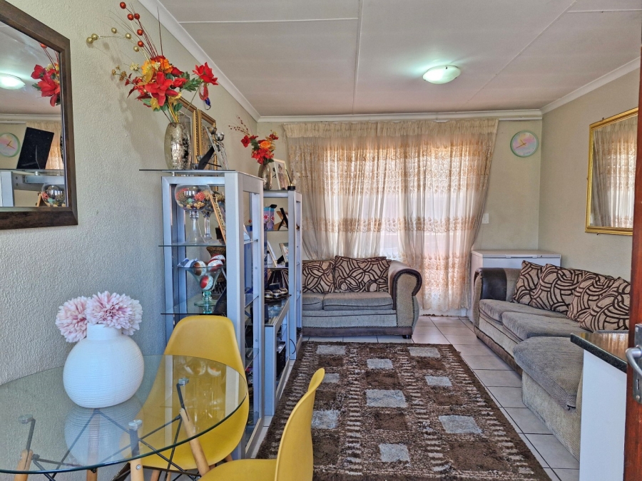 3 Bedroom Property for Sale in Kew Gauteng