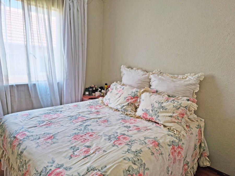 3 Bedroom Property for Sale in Kew Gauteng