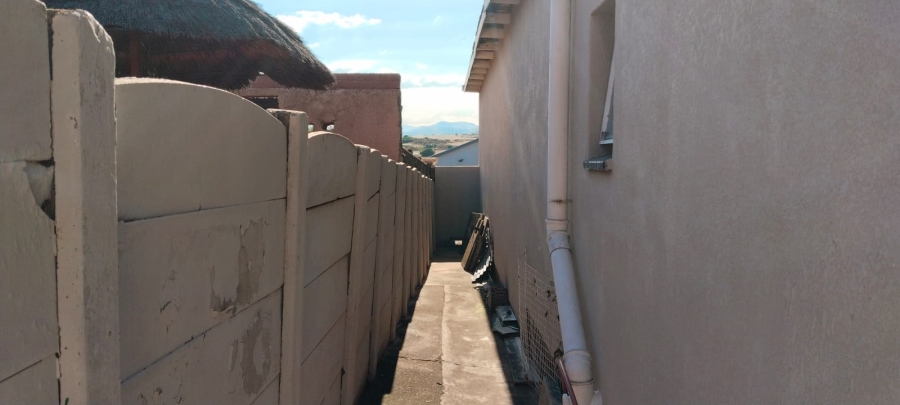 3 Bedroom Property for Sale in Shalimar Ridge Gauteng