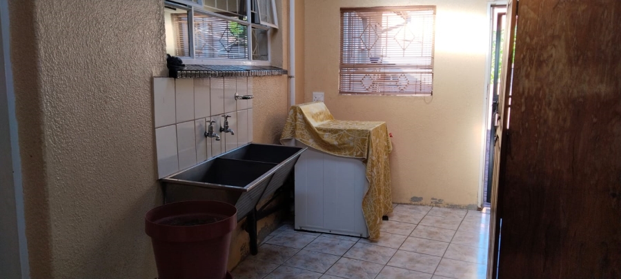 3 Bedroom Property for Sale in Shalimar Ridge Gauteng