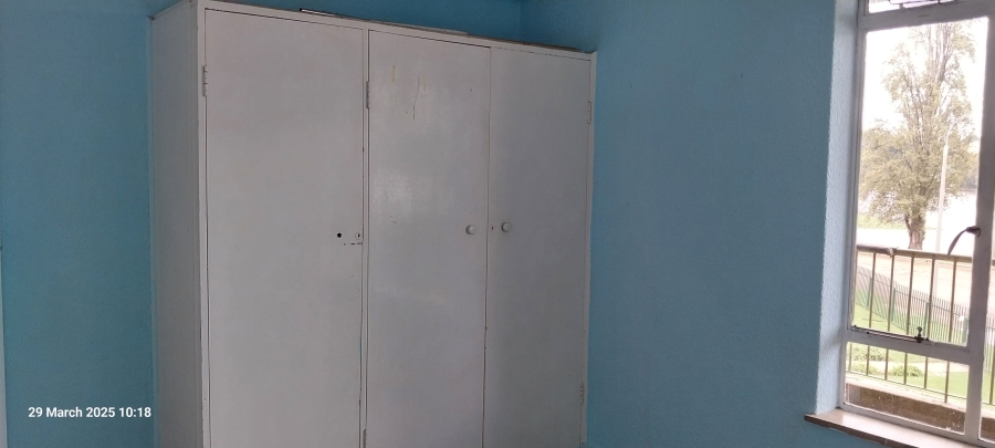 To Let 3 Bedroom Property for Rent in Florida Lake Gauteng