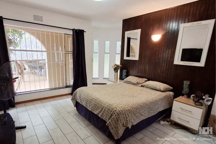 7 Bedroom Property for Sale in Eden Glen Gauteng