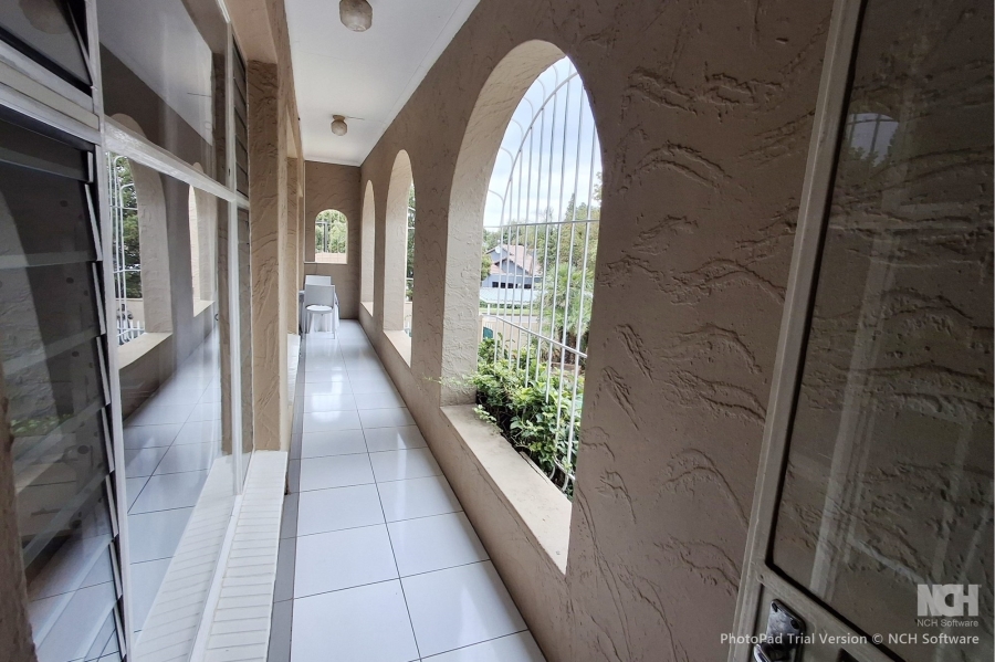 7 Bedroom Property for Sale in Eden Glen Gauteng