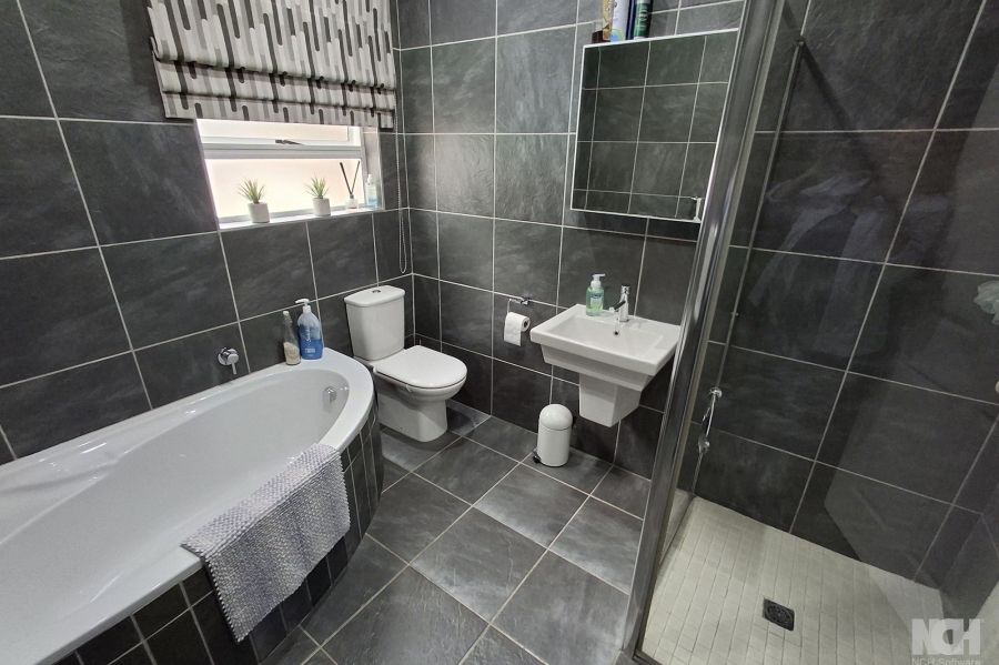 3 Bedroom Property for Sale in Eden Glen Gauteng
