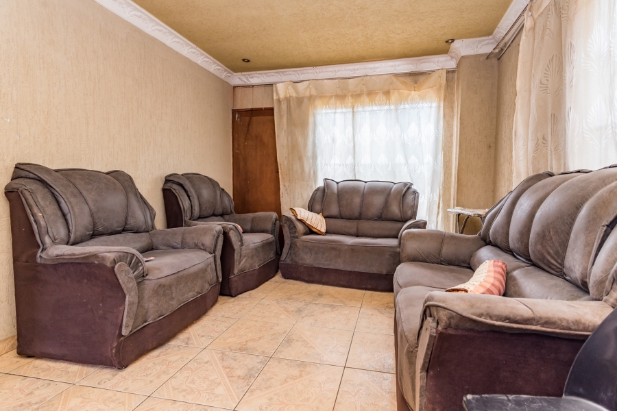 3 Bedroom Property for Sale in Protea Glen Gauteng