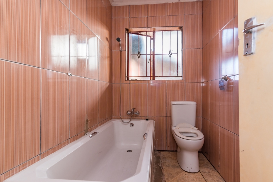 3 Bedroom Property for Sale in Protea Glen Gauteng
