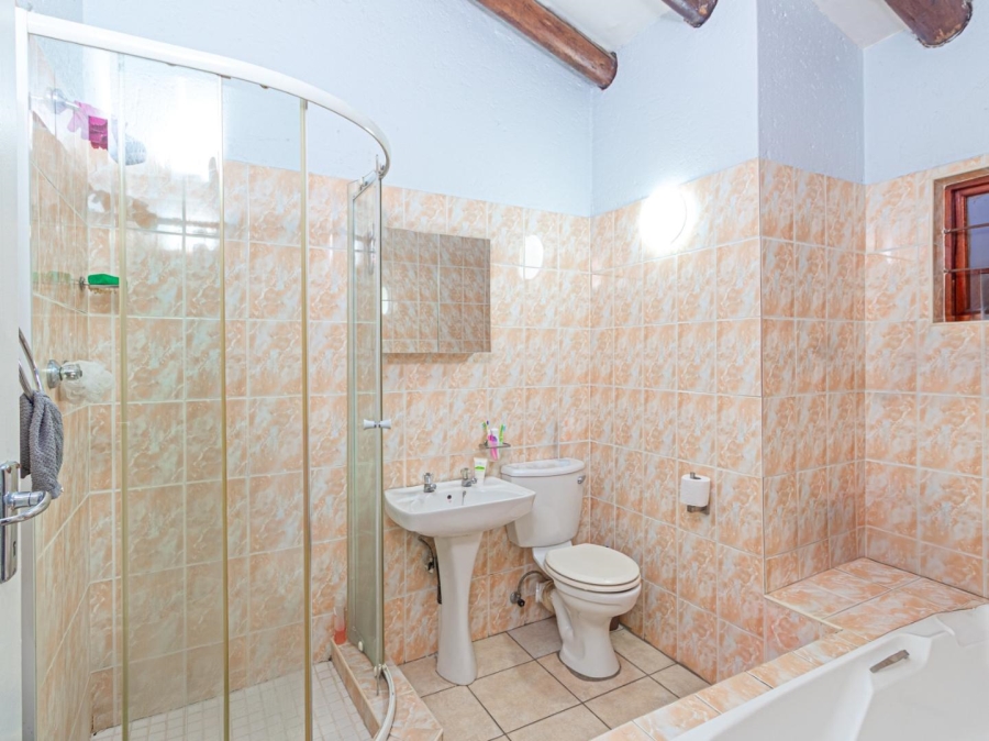 1 Bedroom Property for Sale in Paulshof Gauteng