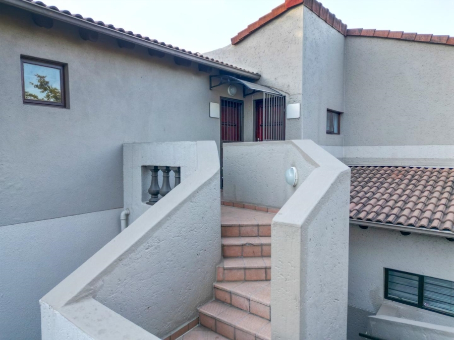1 Bedroom Property for Sale in Paulshof Gauteng
