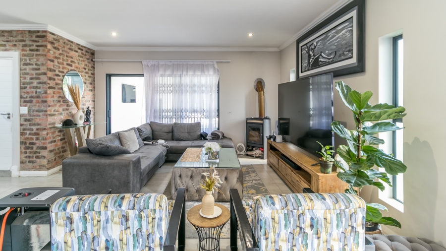 3 Bedroom Property for Sale in Kyalami Gauteng