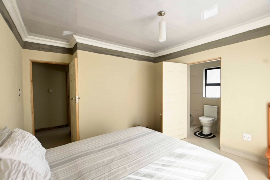 3 Bedroom Property for Sale in The Orchards Gauteng