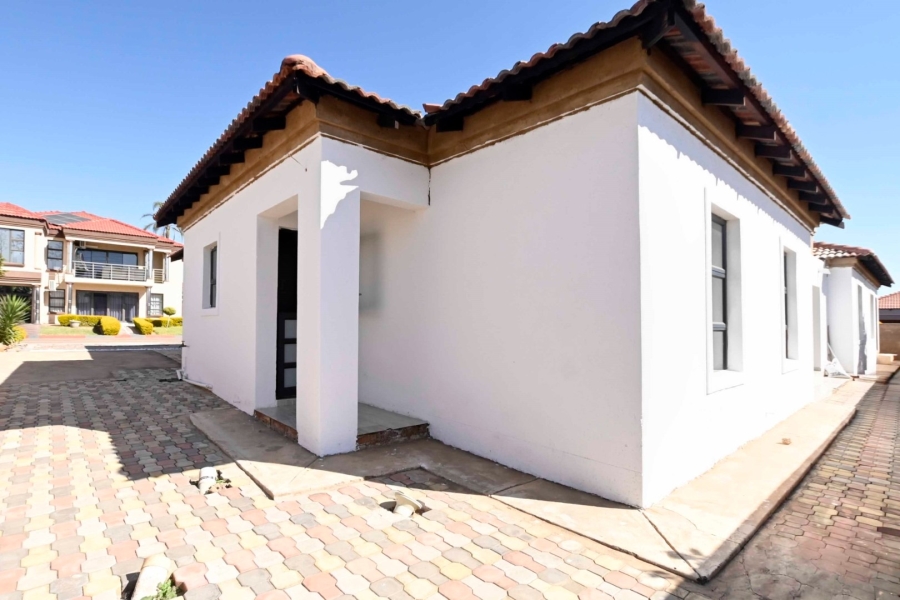 3 Bedroom Property for Sale in The Orchards Gauteng