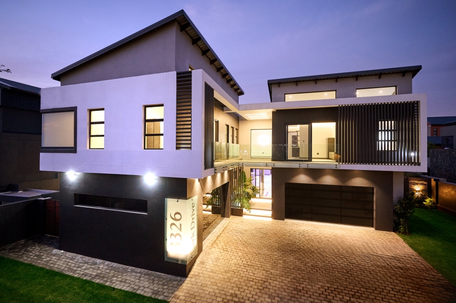 5 Bedroom Property for Sale in Waterfall Country Estate Gauteng