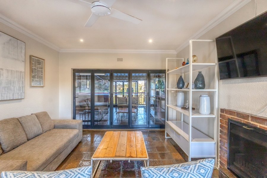 3 Bedroom Property for Sale in Lindhaven Gauteng