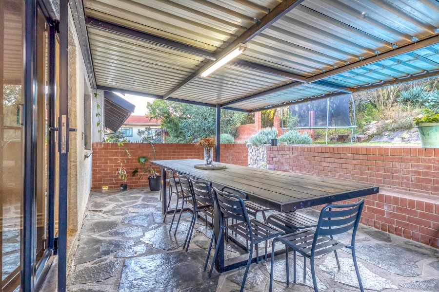 3 Bedroom Property for Sale in Lindhaven Gauteng