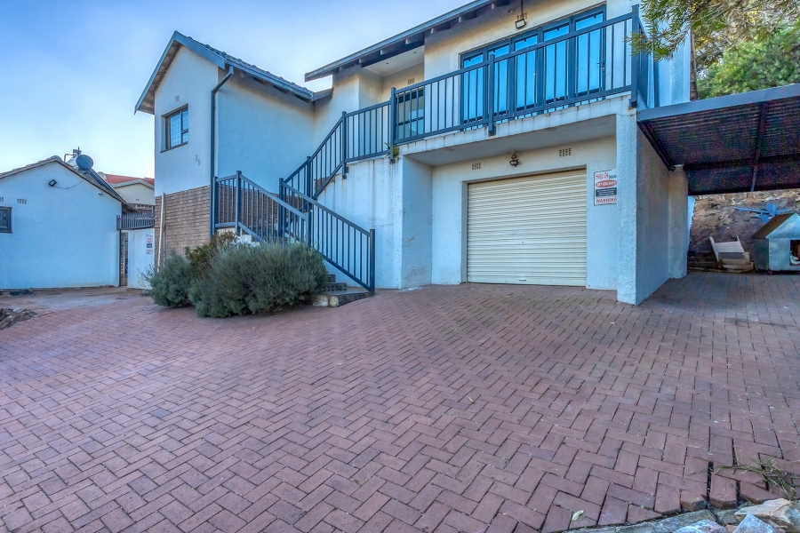 3 Bedroom Property for Sale in Lindhaven Gauteng