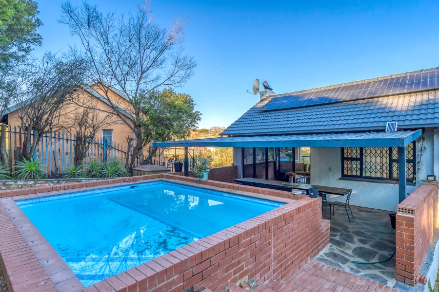 3 Bedroom Property for Sale in Lindhaven Gauteng