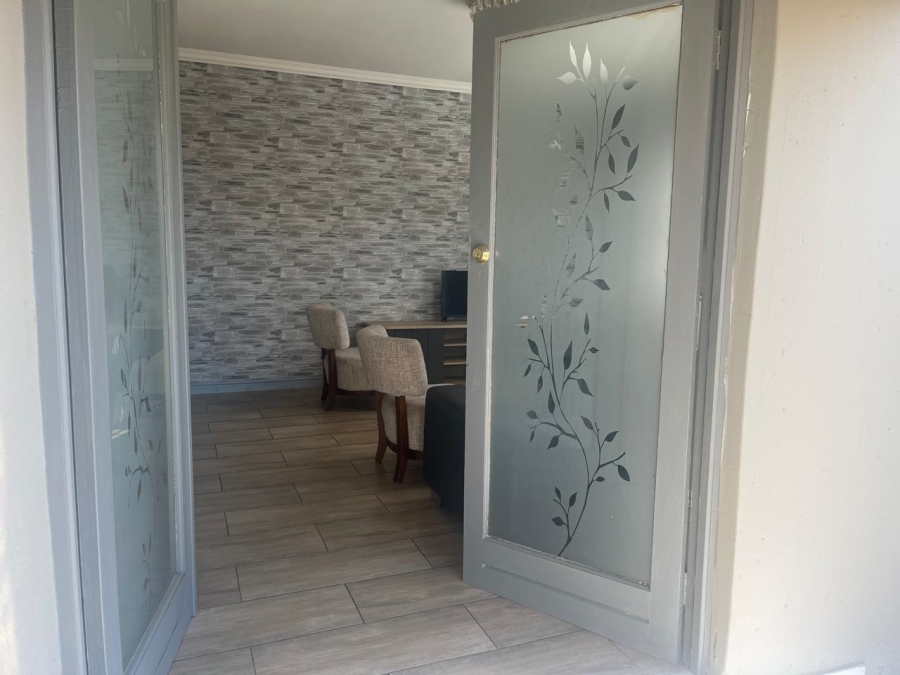 3 Bedroom Property for Sale in Blue Hills Gauteng