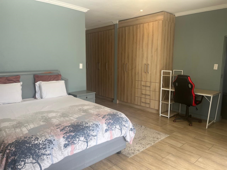 3 Bedroom Property for Sale in Blue Hills Gauteng