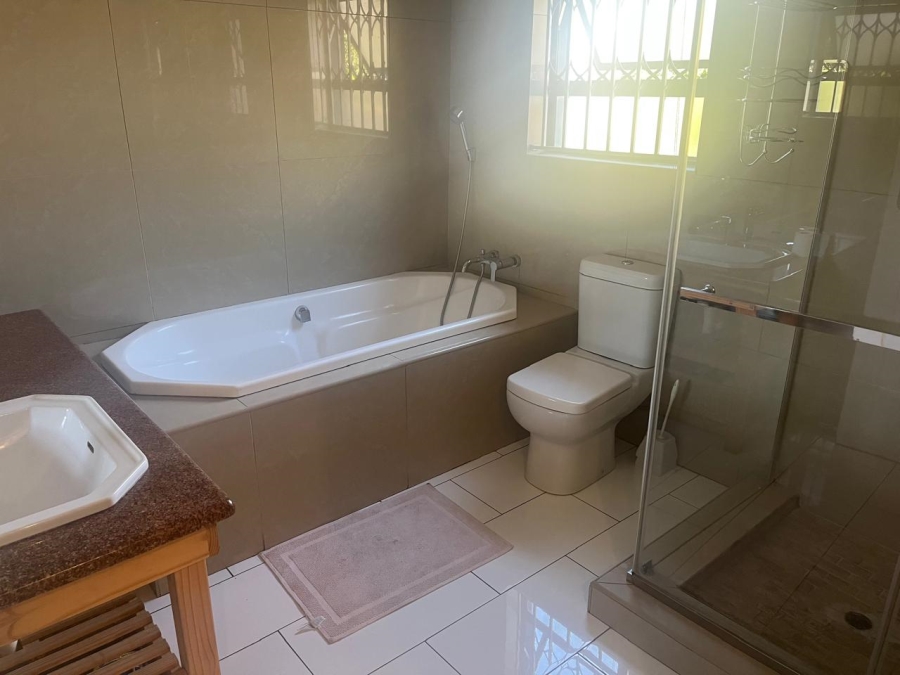 3 Bedroom Property for Sale in Blue Hills Gauteng