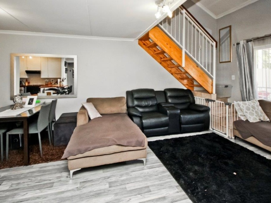 To Let 3 Bedroom Property for Rent in Sunninghill Gauteng
