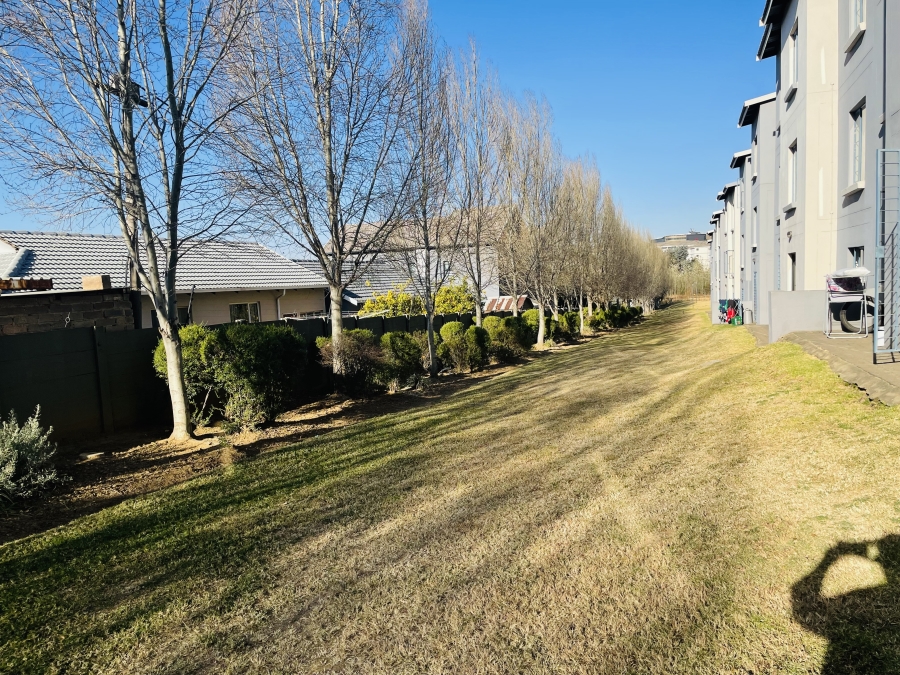 2 Bedroom Property for Sale in Noordwyk Gauteng