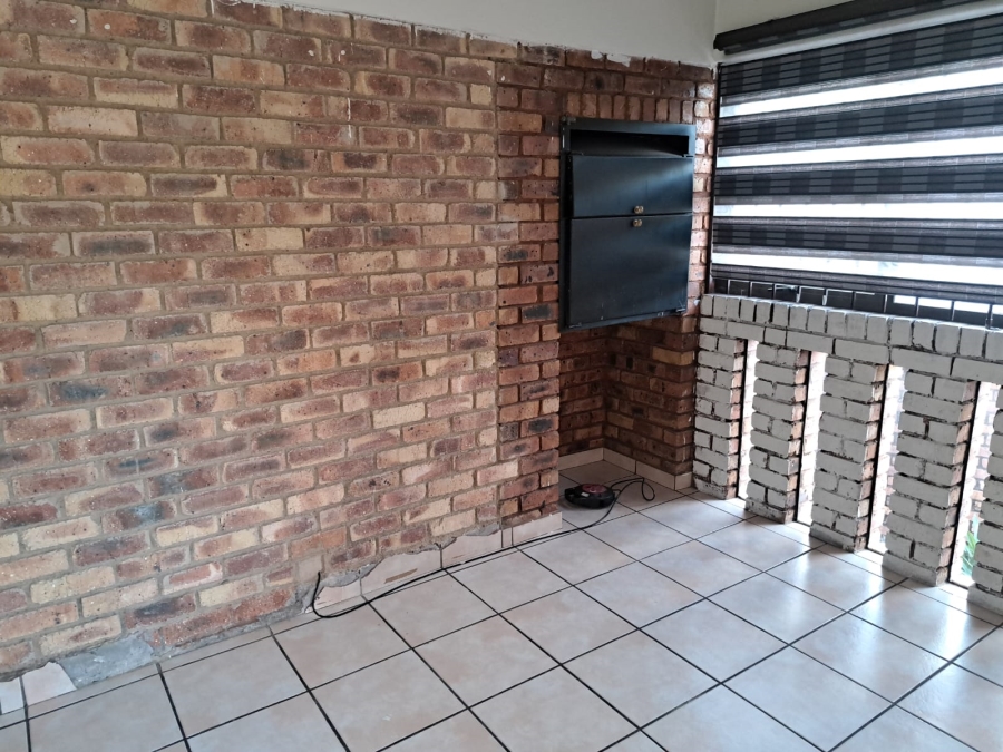 To Let 3 Bedroom Property for Rent in Elandshaven Gauteng