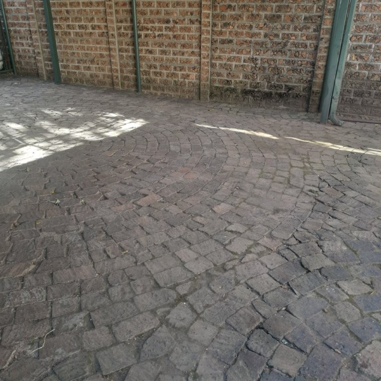 To Let 1 Bedroom Property for Rent in Sydenham Gauteng