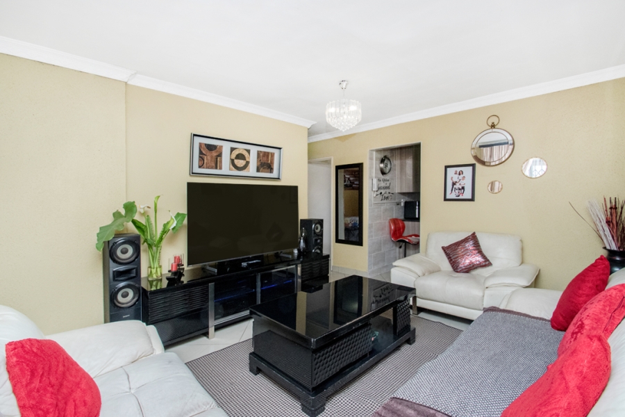 2 Bedroom Property for Sale in Cosmo City Gauteng