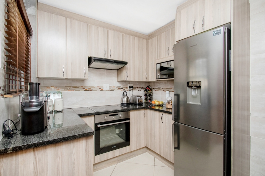 2 Bedroom Property for Sale in Cosmo City Gauteng