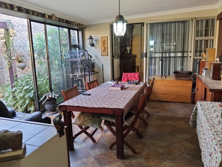 3 Bedroom Property for Sale in Garsfontein Gauteng
