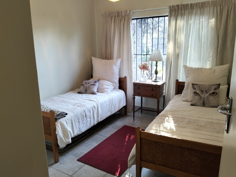 3 Bedroom Property for Sale in Garsfontein Gauteng