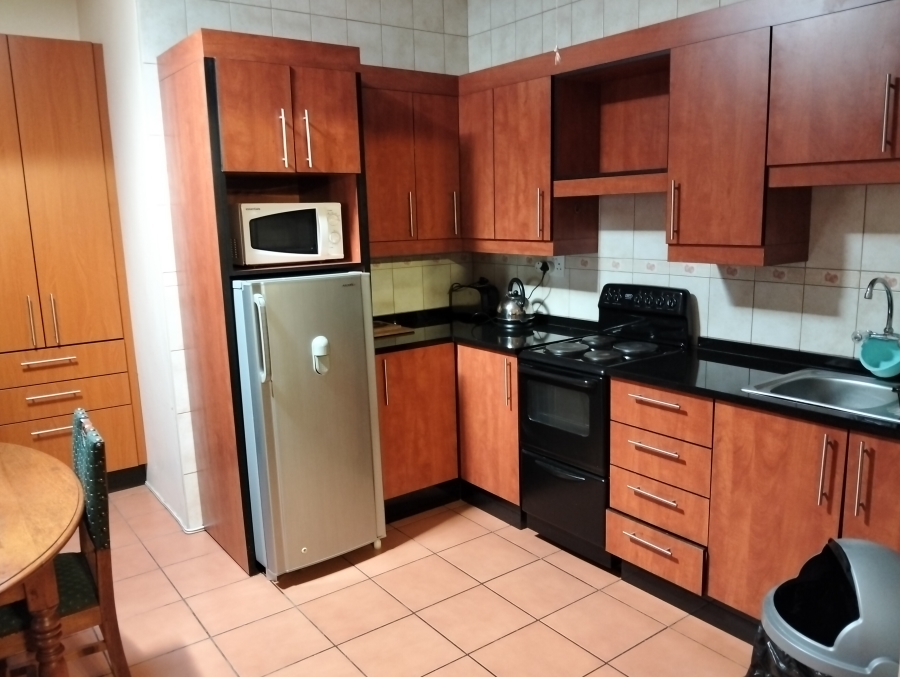 3 Bedroom Property for Sale in Garsfontein Gauteng