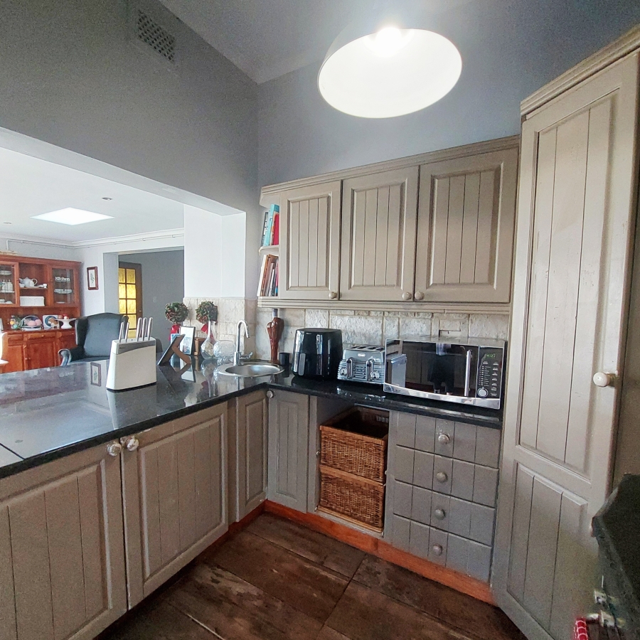 5 Bedroom Property for Sale in Benoni West Gauteng