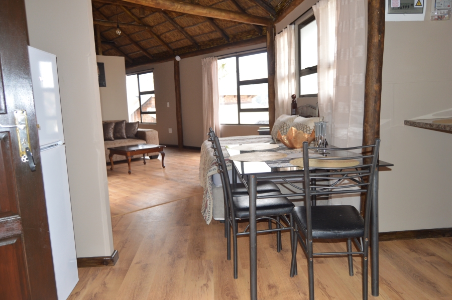To Let 2 Bedroom Property for Rent in Kenmare Gauteng