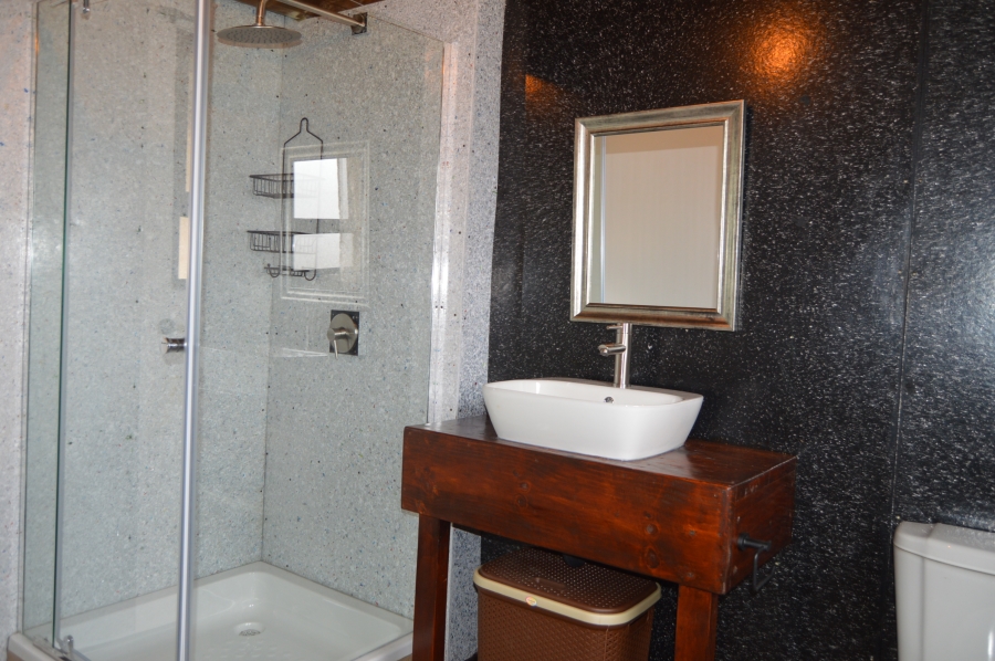 To Let 2 Bedroom Property for Rent in Kenmare Gauteng