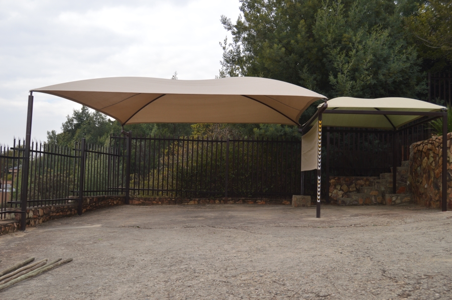 To Let 2 Bedroom Property for Rent in Kenmare Gauteng