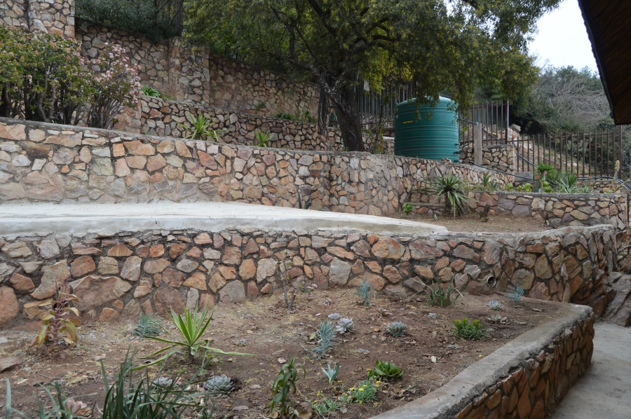 To Let 2 Bedroom Property for Rent in Kenmare Gauteng