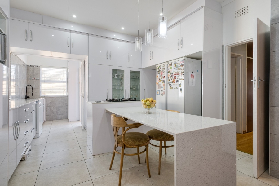 3 Bedroom Property for Sale in Linden Gauteng