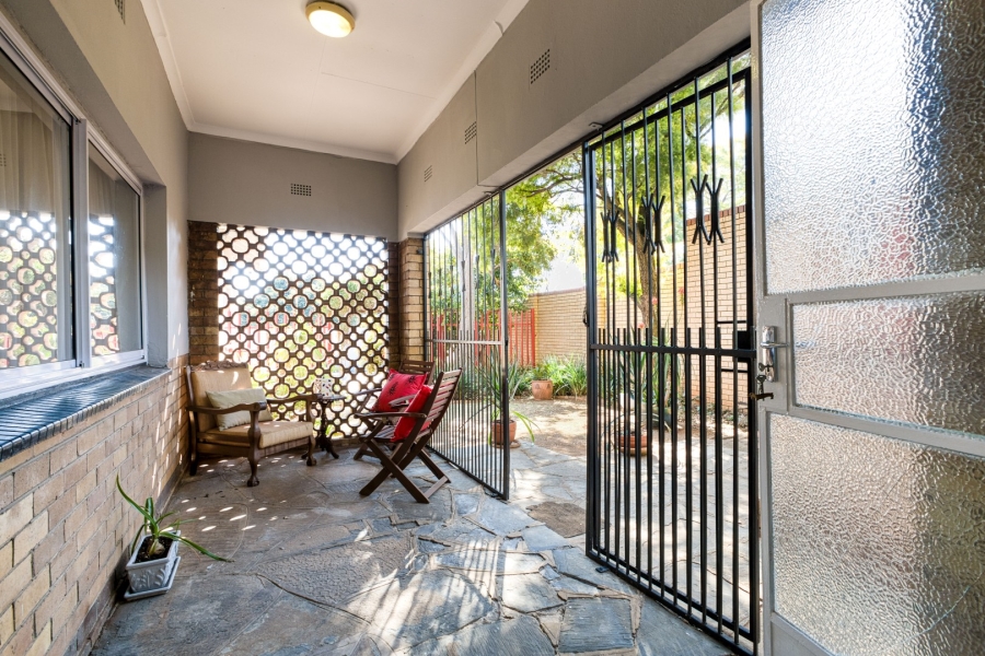 3 Bedroom Property for Sale in Linden Gauteng