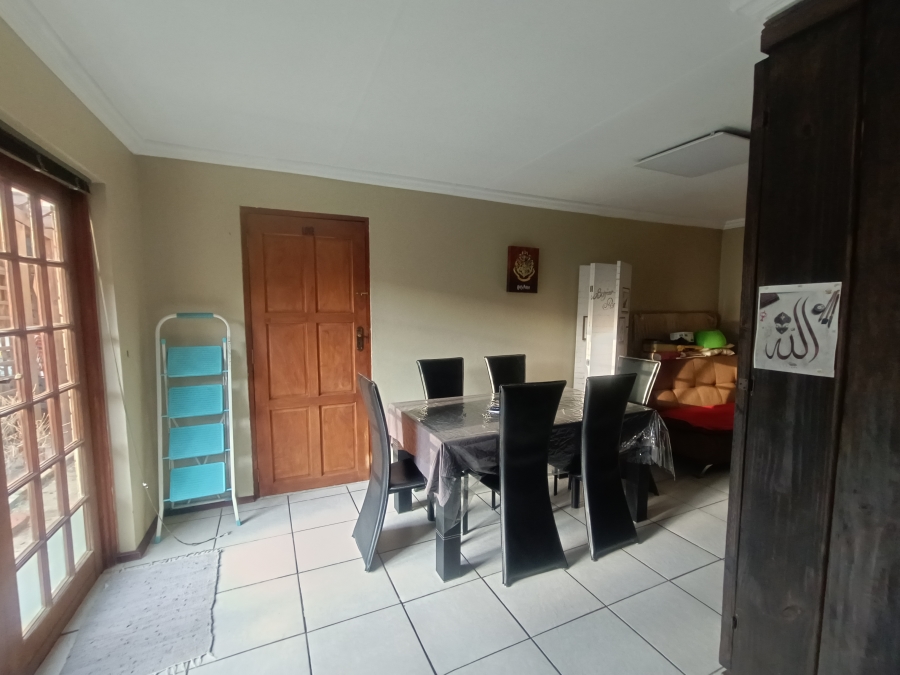 2 Bedroom Property for Sale in Clubview Gauteng